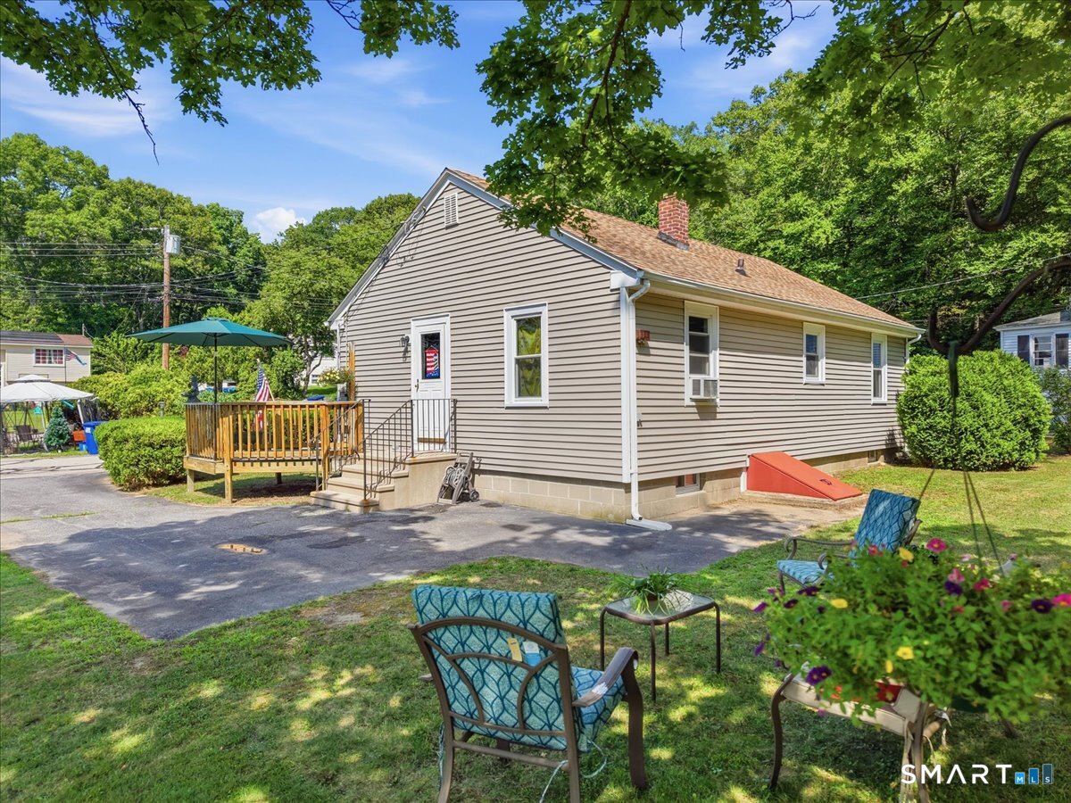 8 Mill Cove Road Ledyard, CT 06335 - Photo 14 of 31