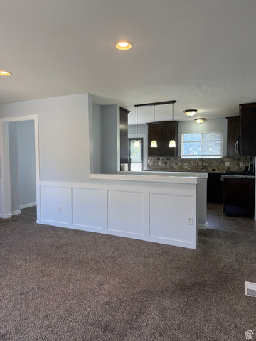 9892 Roseboro Road Sandy, UT 84092 - Photo 7 of 44