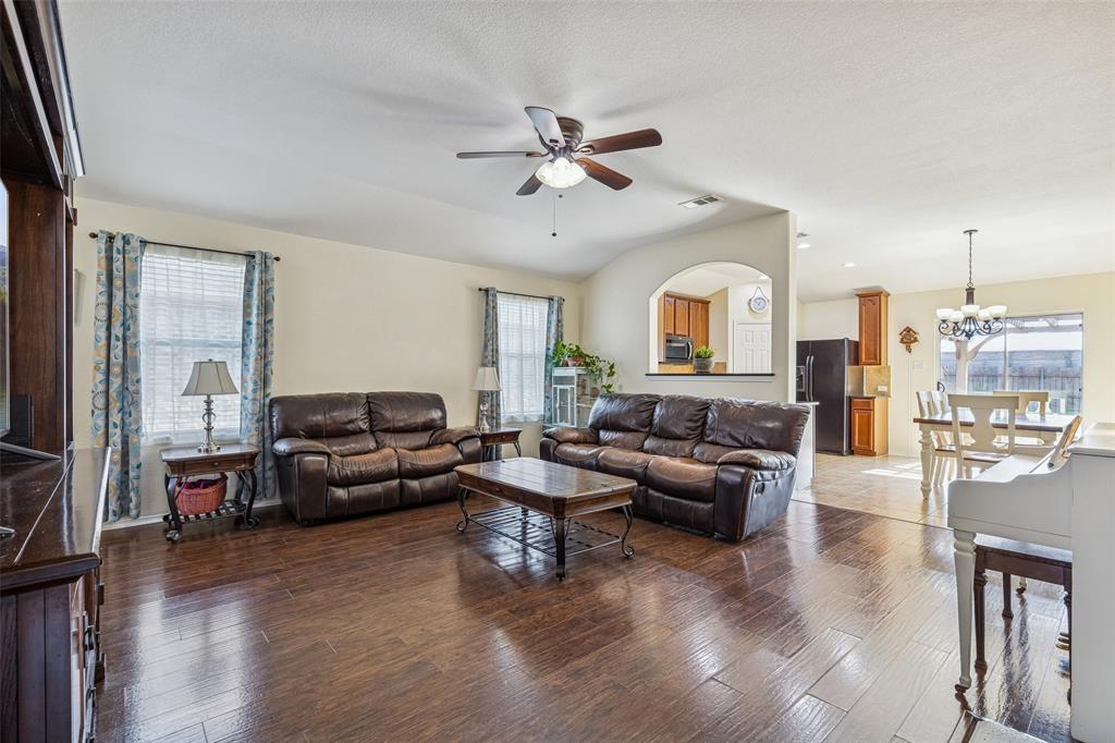 506 Austin Lane Lavon, TX 75166 - Photo 5 of 24 a living room with furniture