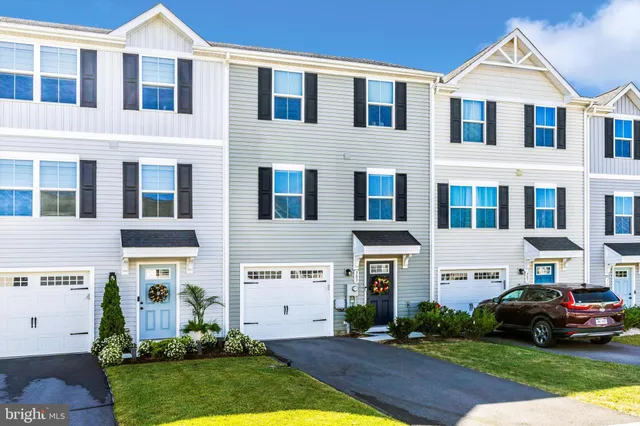 $278,000 | 303 Bait Road, Inwood, WV 25428