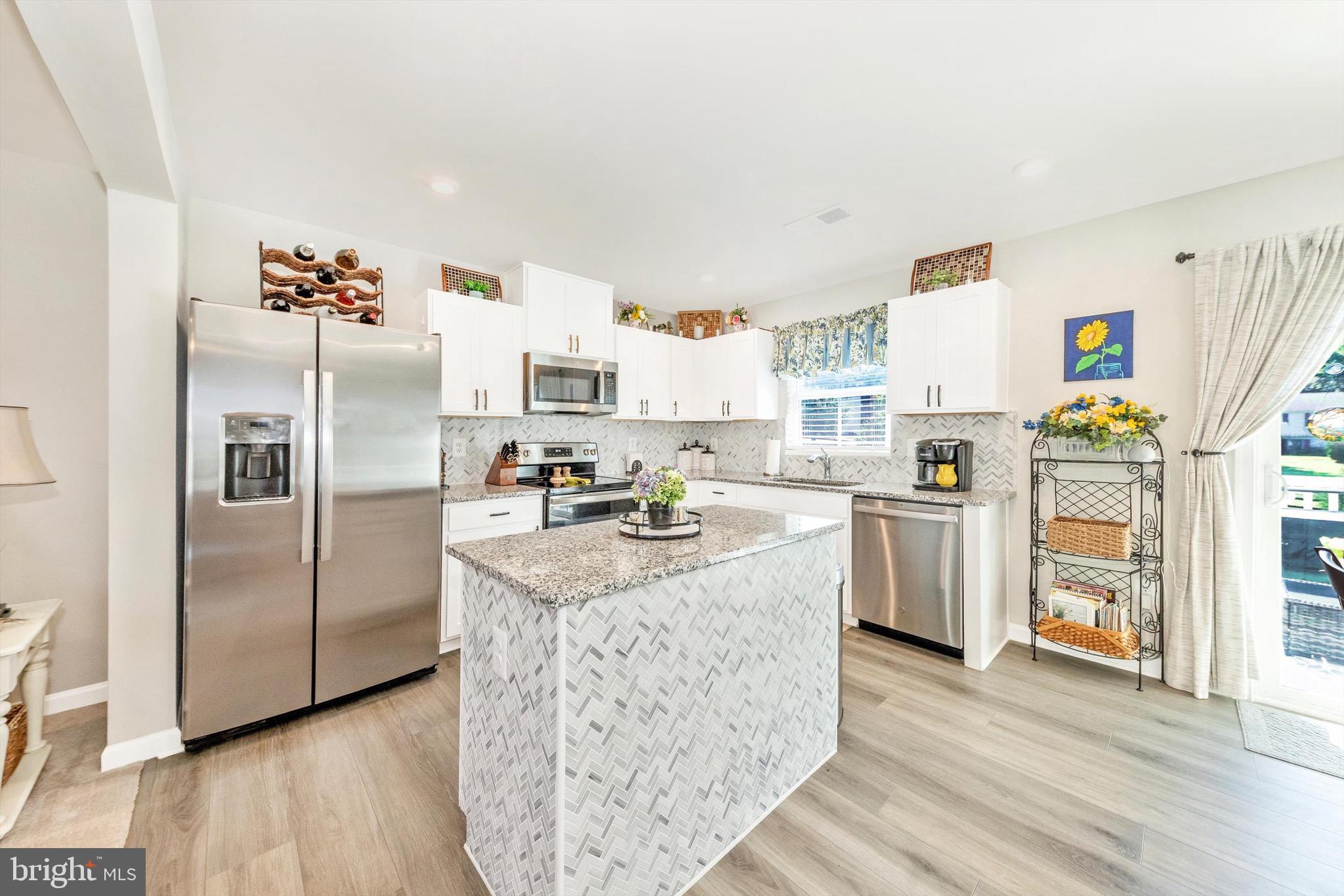 303 Bait Road Inwood, WV 25428 - Photo 7 of 48