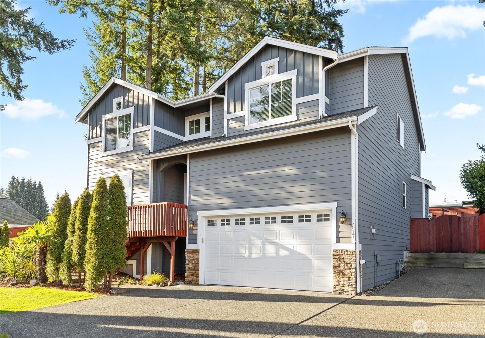 2017 Northeast 24th Place Renton, WA 98056 - Photo 1 of 37
