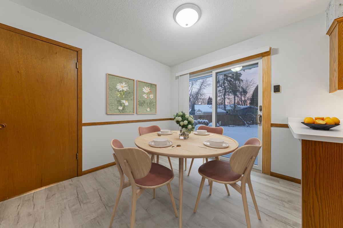 8232 Hemingway Avenue South Cottage Grove, MN 55016 - Photo 11 of 39