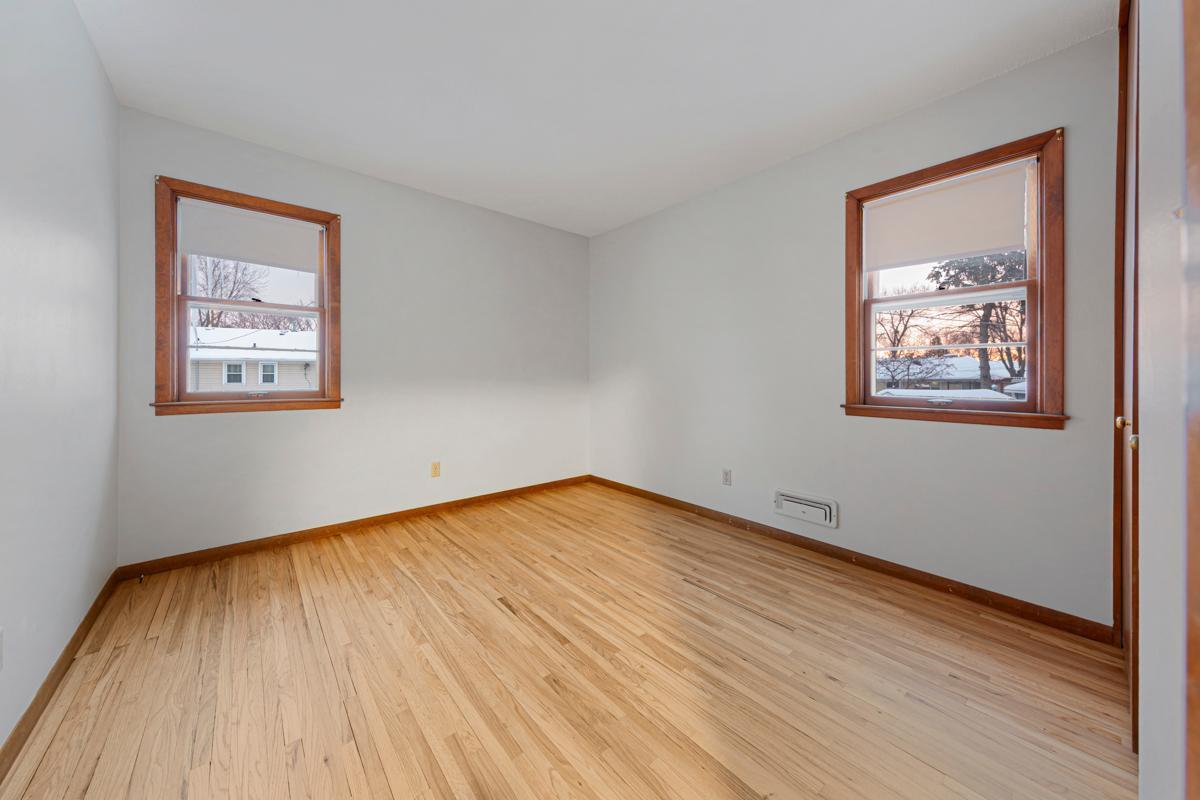 8232 Hemingway Avenue South Cottage Grove, MN 55016 - Photo 23 of 39