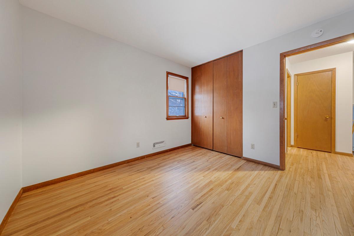 8232 Hemingway Avenue South Cottage Grove, MN 55016 - Photo 24 of 39