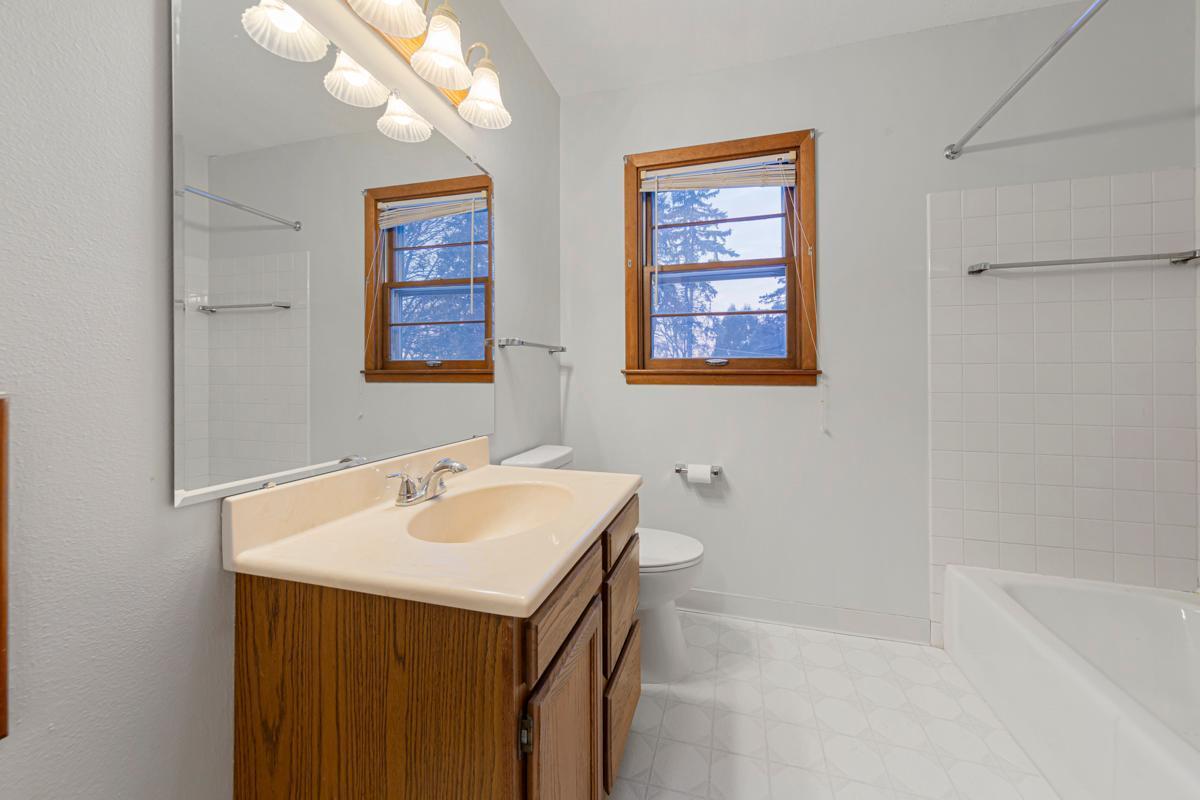 8232 Hemingway Avenue South Cottage Grove, MN 55016 - Photo 25 of 39