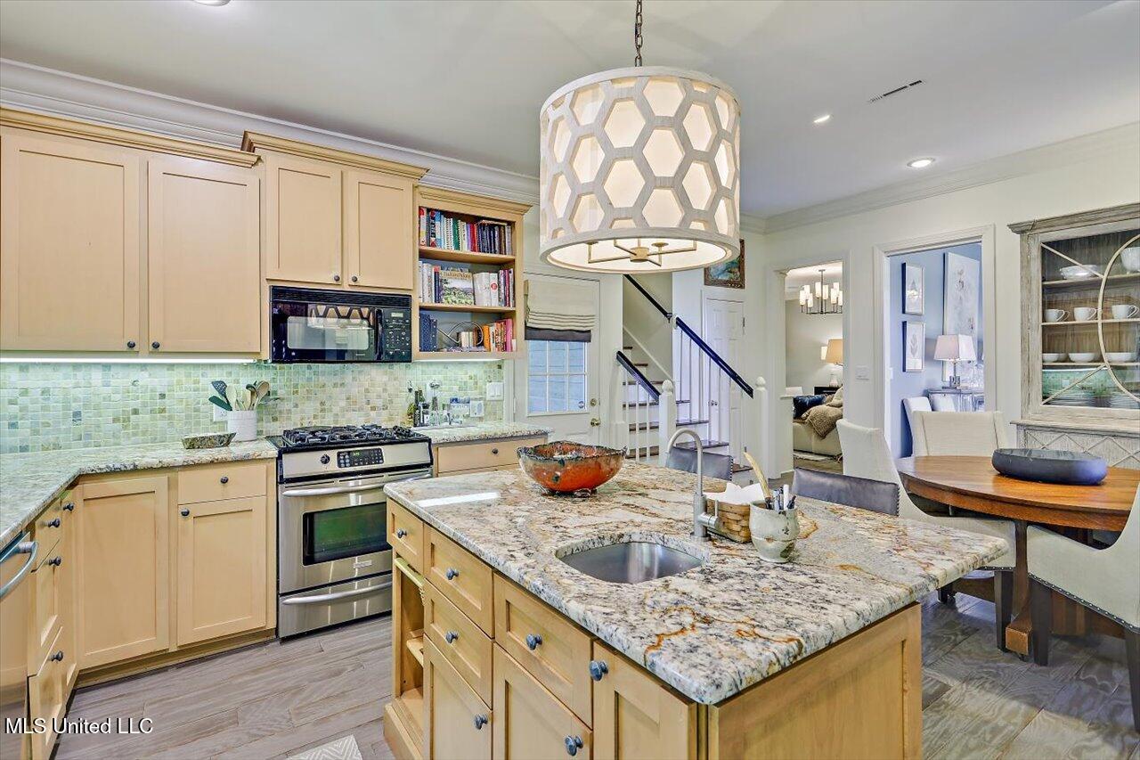 317 Golden Pond Drive Madison, MS 39110 - Photo 12 of 39 12-317 Golden Pond Dr