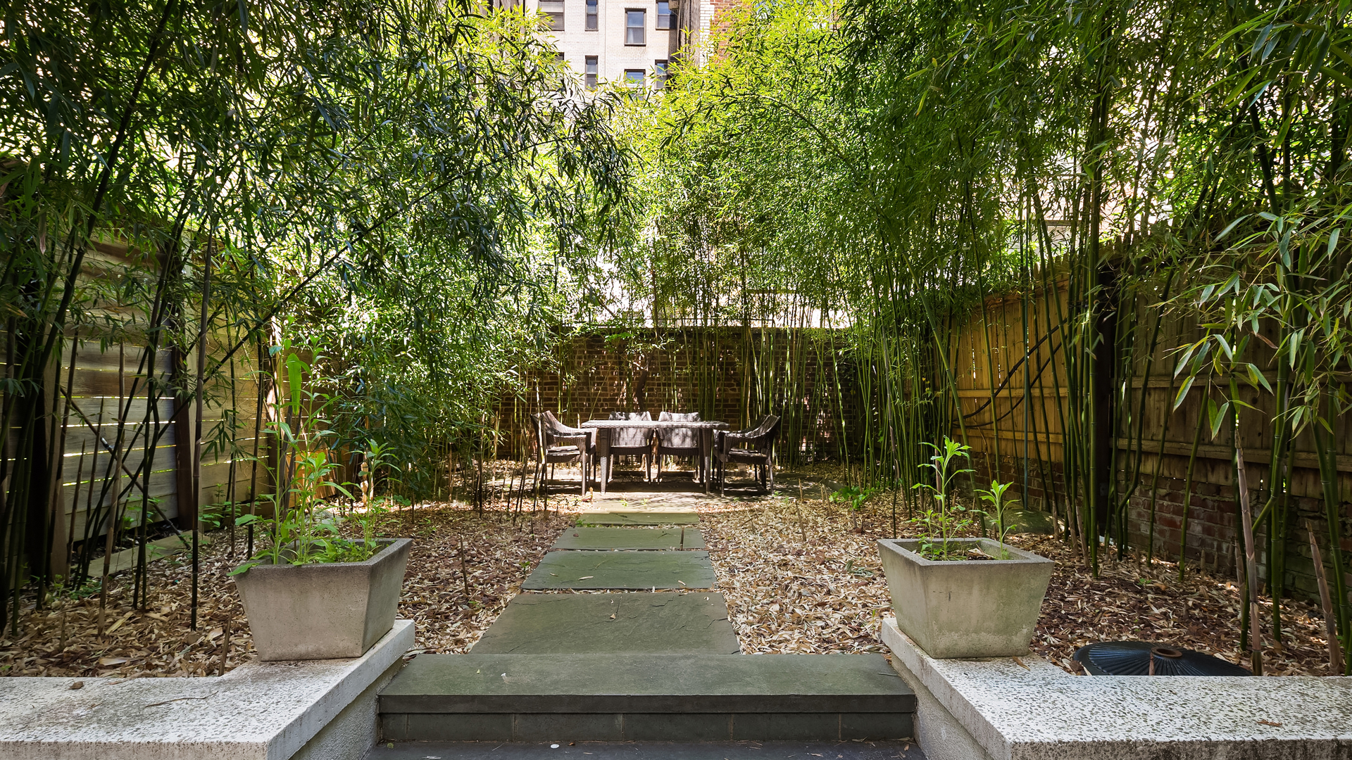 235 East 72nd Street Manhattan, NY 10021 - Photo 8 of 13
