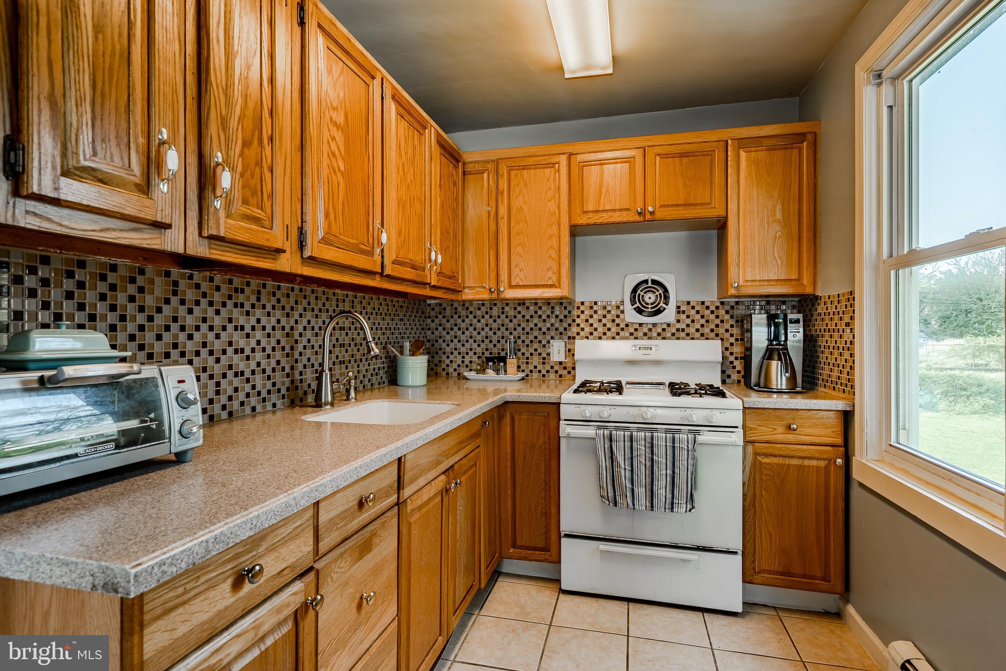 210 Warwick Road Lawnside, NJ 08045 - Photo 22 of 35