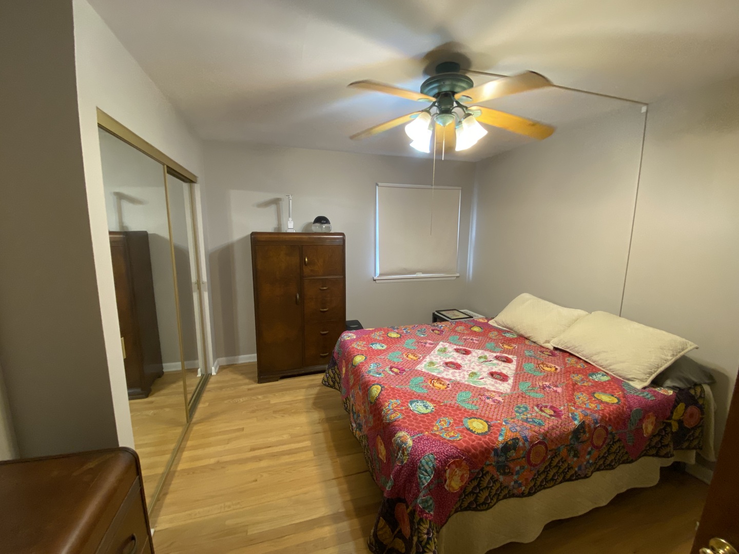 1230 East Calumet Street Centralia, IL 62801 - Photo 11 of 23 a bedroom with a bed and a closet