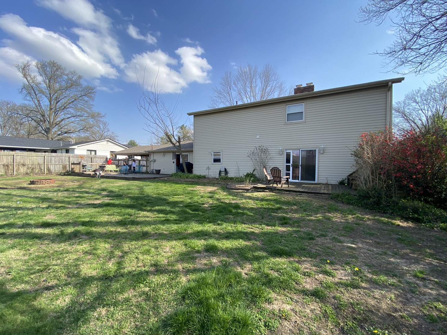 1230 East Calumet Street Centralia, IL 62801 - Photo 21 of 23 a house view with a sitting space and garden