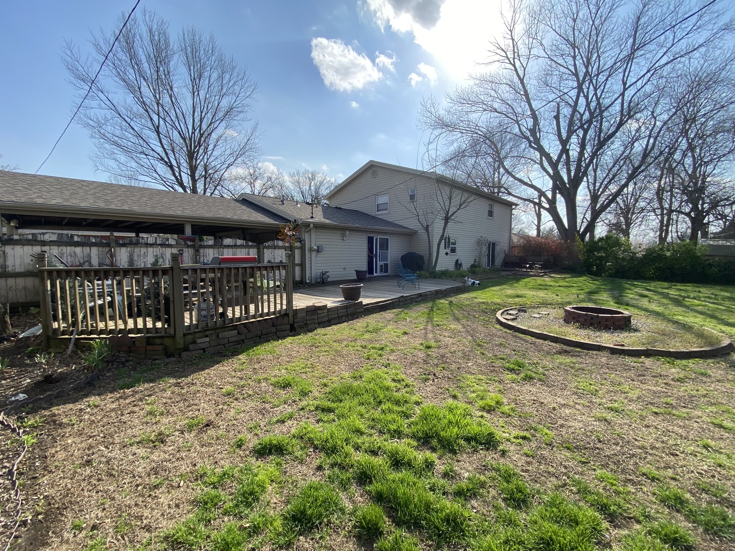 1230 East Calumet Street Centralia, IL 62801 - Photo 22 of 23 a view of a yard with a house