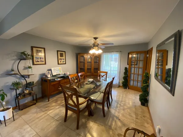$279,900 | 1230 East Calumet Street, Centralia, IL 62801