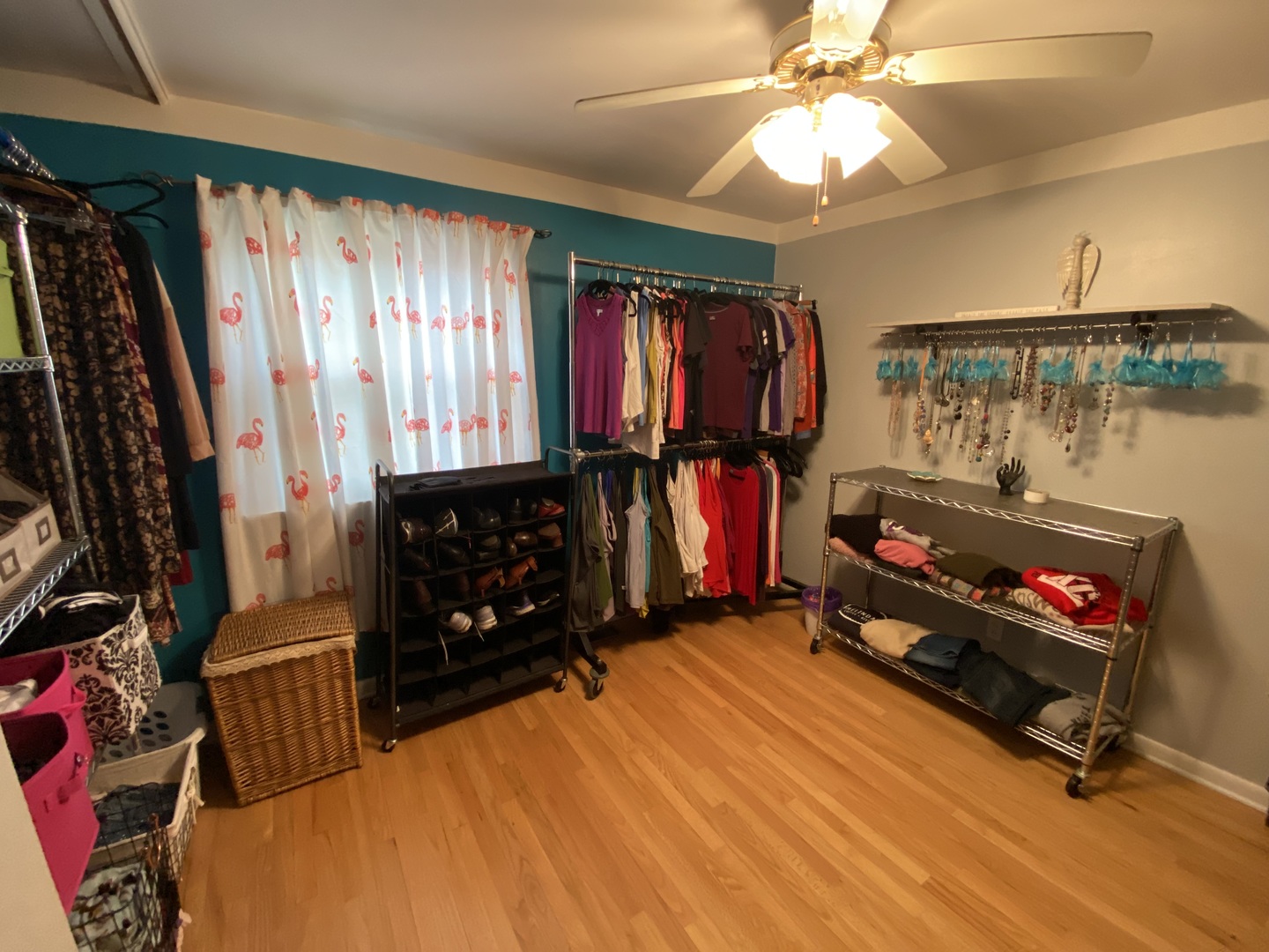 1230 East Calumet Street Centralia, IL 62801 - Photo 10 of 23 a bedroom with furniture and a flat screen tv