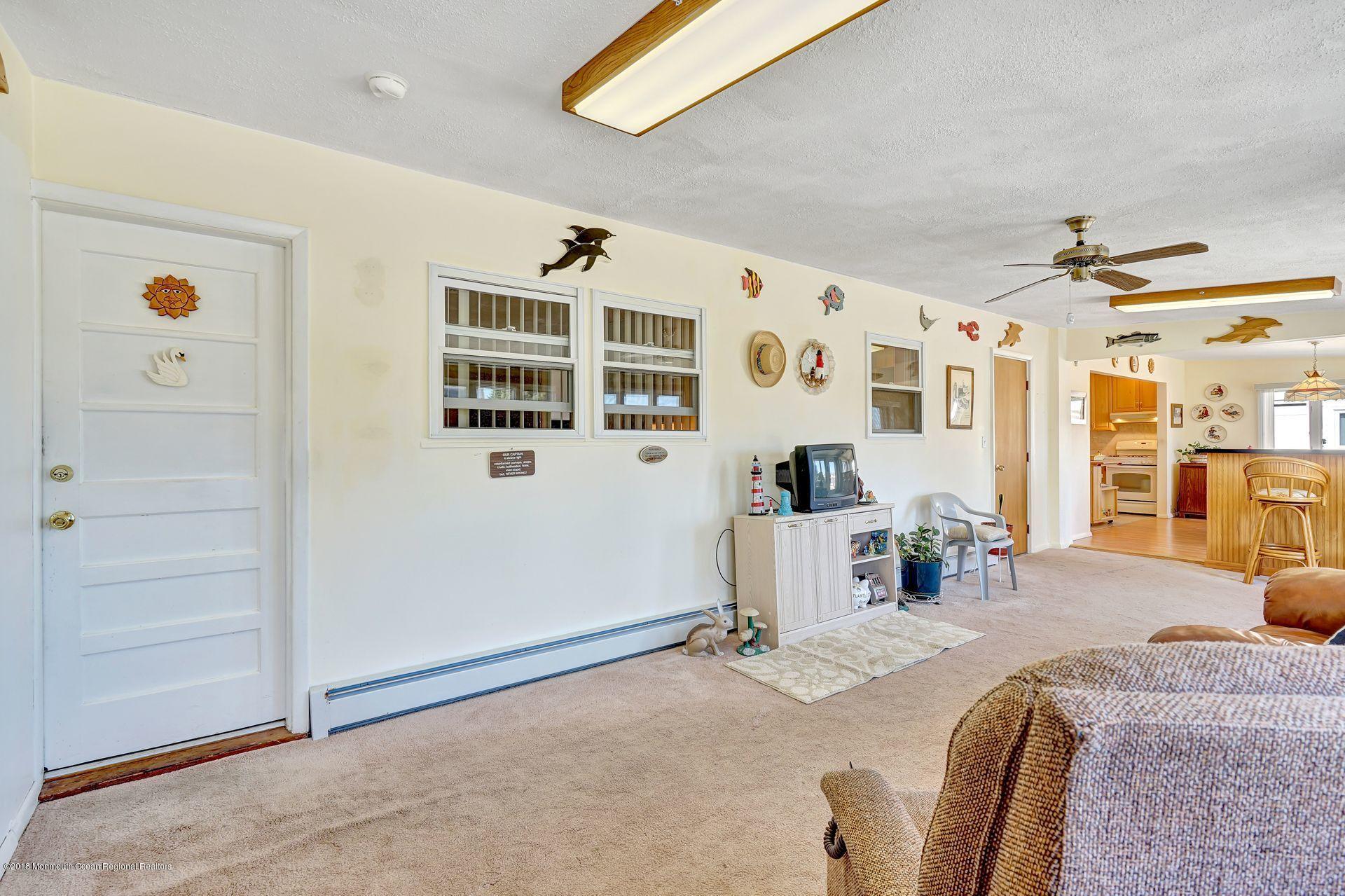110 Hatteras Road Barnegat, NJ 08005 - Photo 21 of 40 34
