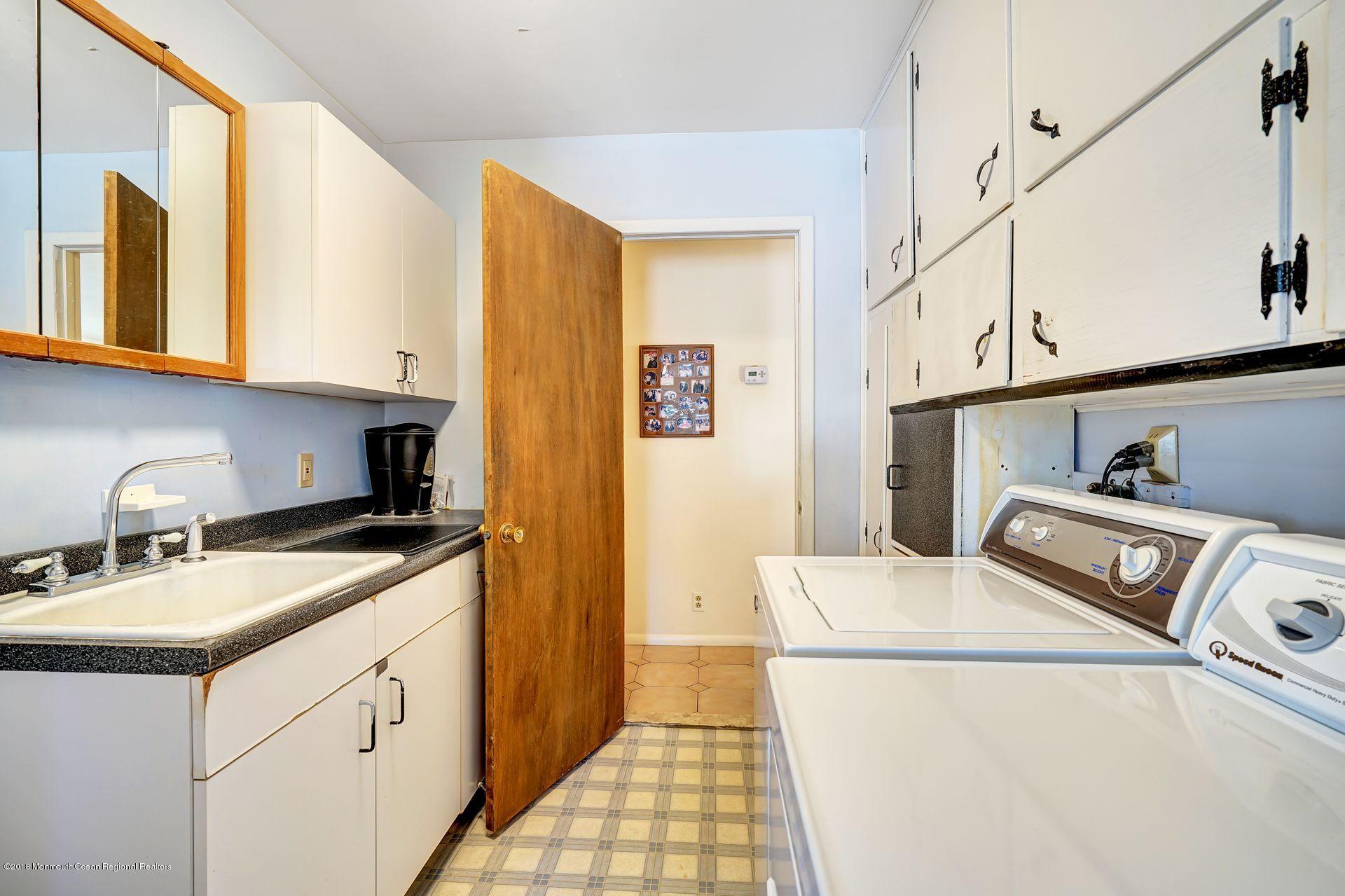 110 Hatteras Road Barnegat, NJ 08005 - Photo 24 of 40 21
