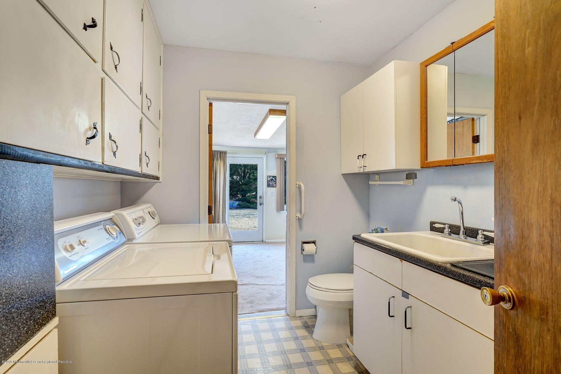 110 Hatteras Road Barnegat, NJ 08005 - Photo 25 of 40 22