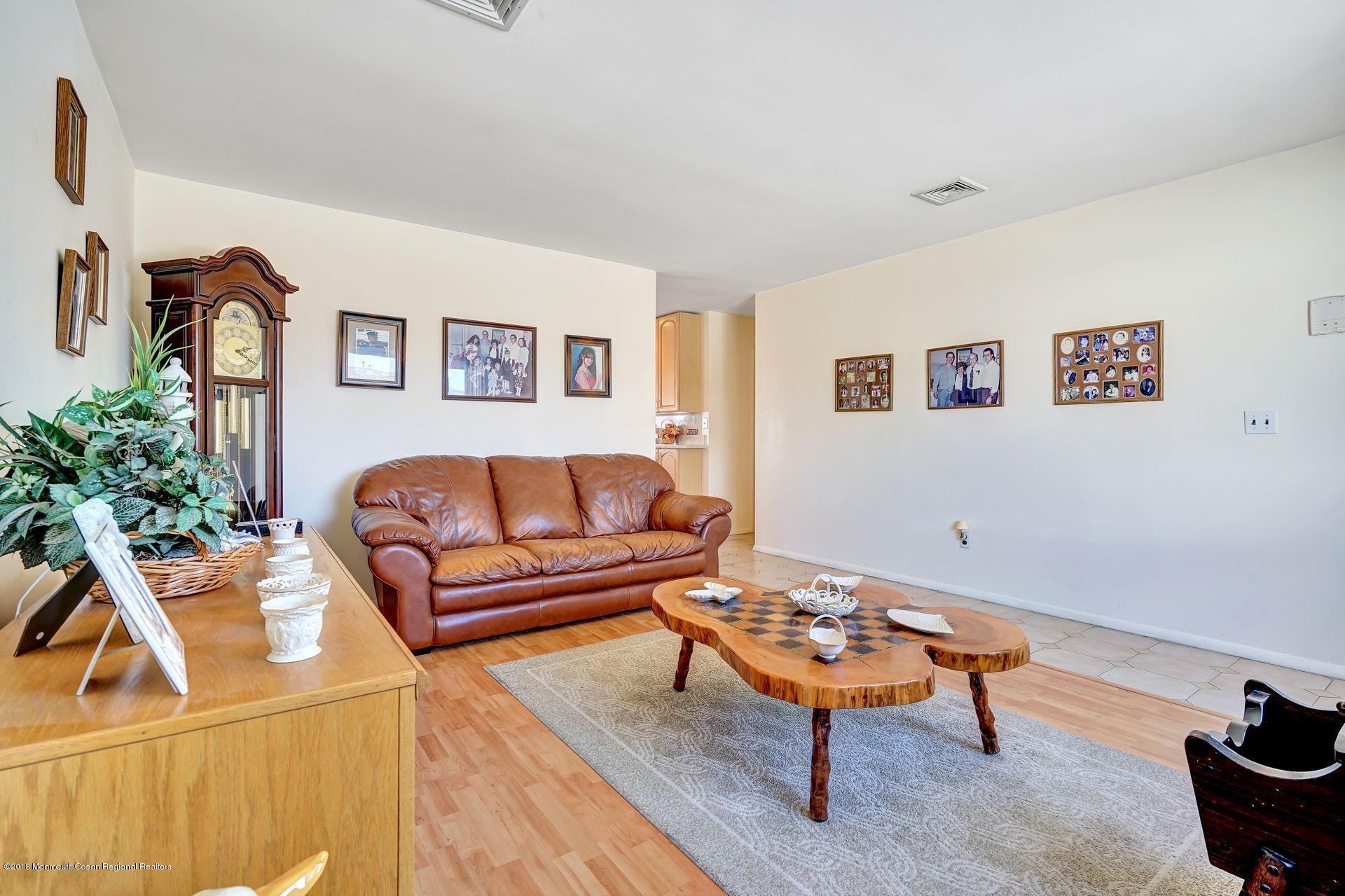 110 Hatteras Road Barnegat, NJ 08005 - Photo 10 of 40 9