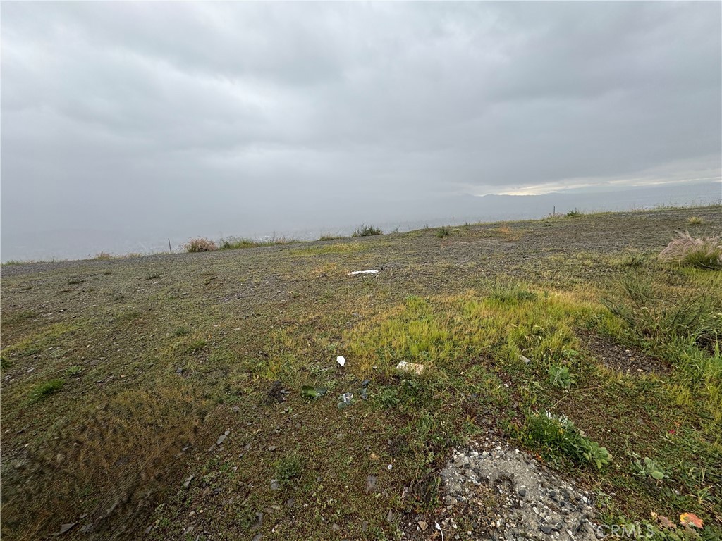 3531 Ridge Line Drive San Bernardino, CA 92405 - Photo 2 of 4 a view of an ocean