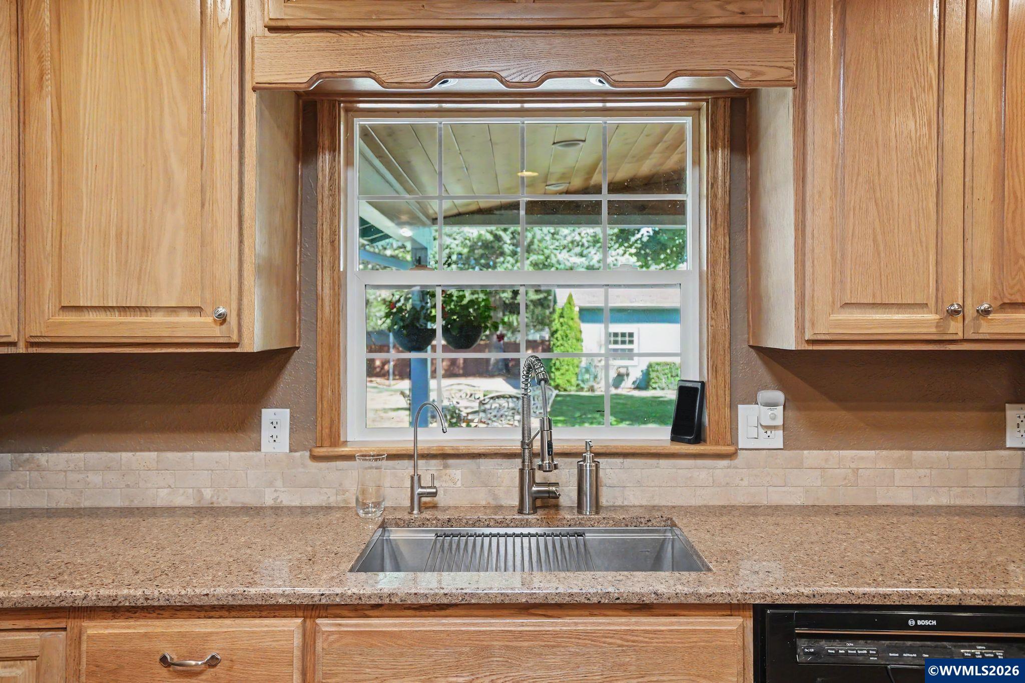 4920 Jones Road Southeast Salem, OR 97302 - Photo 14 of 43