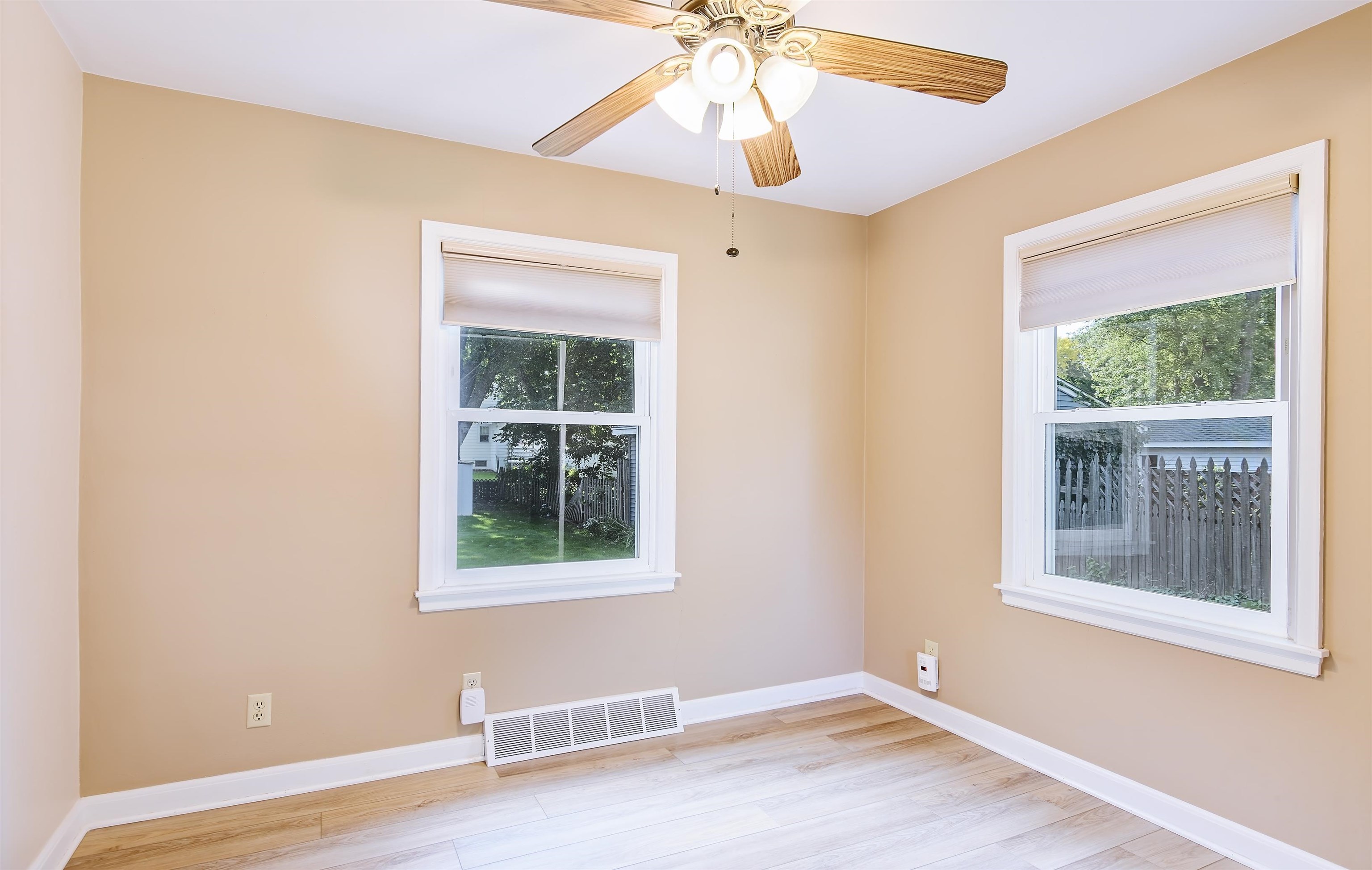 2537 Hoard Street Madison, WI 53704 - Photo 6 of 45 Gallery Image 6