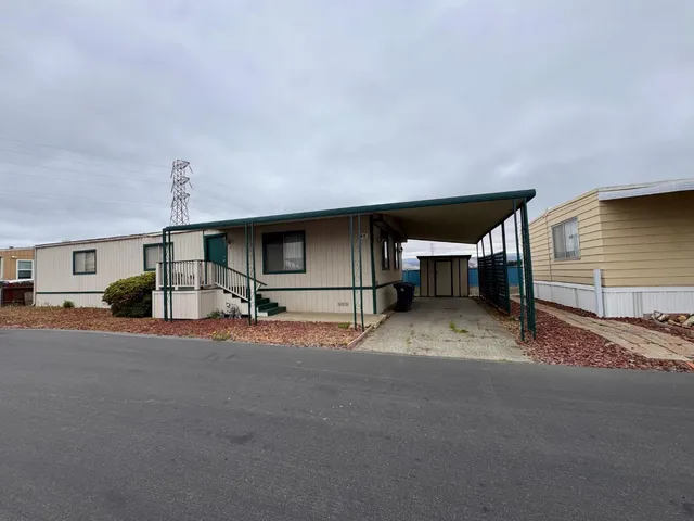 $120,000 | 150 Kern Street, Unit 40, Salinas, CA 93905