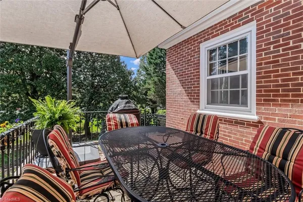 $849,900 | 302 Cherry Street, Mount Airy, NC 27030