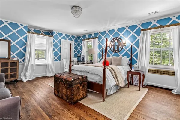 $849,900 | 302 Cherry Street, Mount Airy, NC 27030