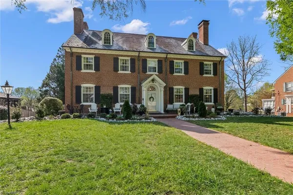 $849,900 | 302 Cherry Street, Mount Airy, NC 27030