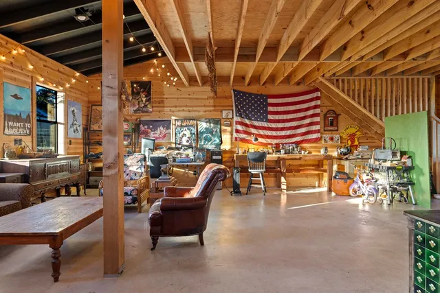 $1,950,000 | 162 Flowering Sage Lane, Comfort, TX 78013