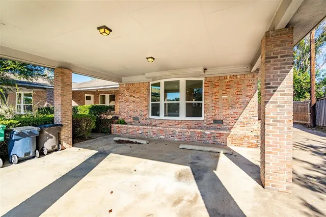a view of a house with sitting area