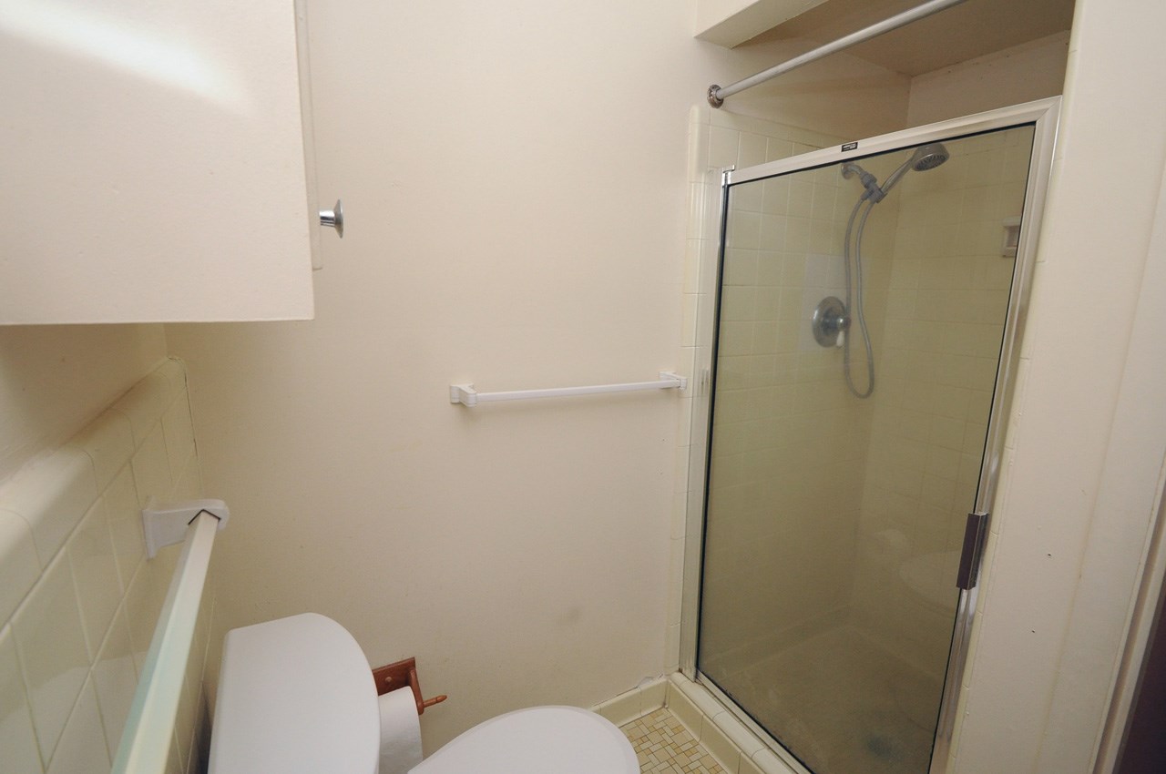 5323 Sea Isle Road Memphis, TN 38119 - Photo 17 of 24