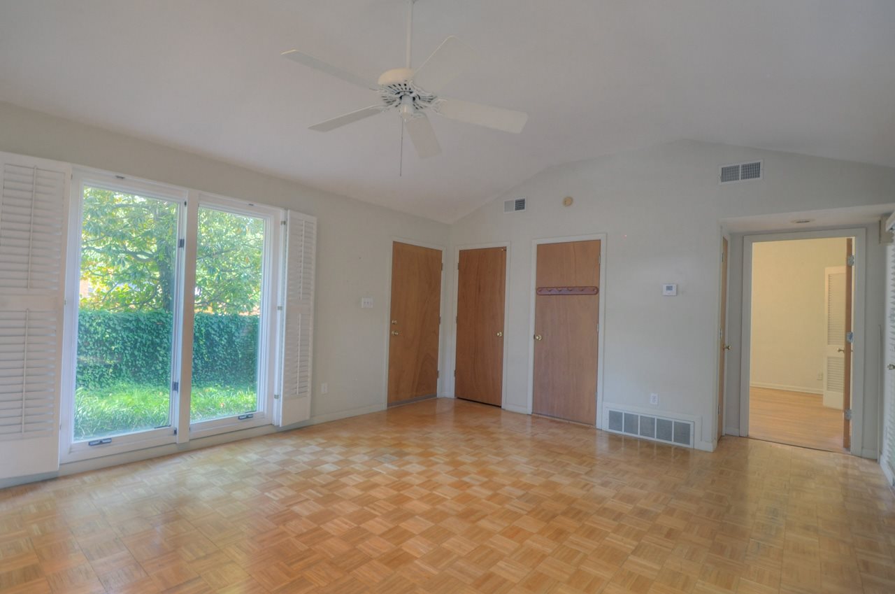 5323 Sea Isle Road Memphis, TN 38119 - Photo 5 of 24