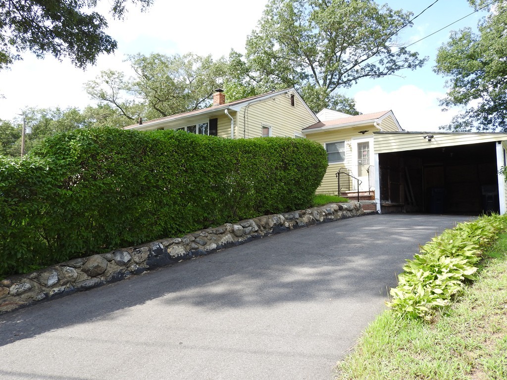 11 Armistice Road Tewksbury, MA 01876 - Photo 4 of 18 Gallery Image 4