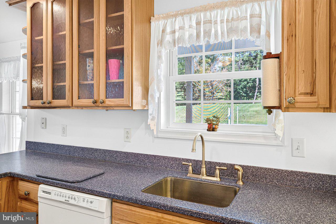 379 Riverside Drive Luray, VA 22835 - Photo 7 of 82 Gallery Image 7
