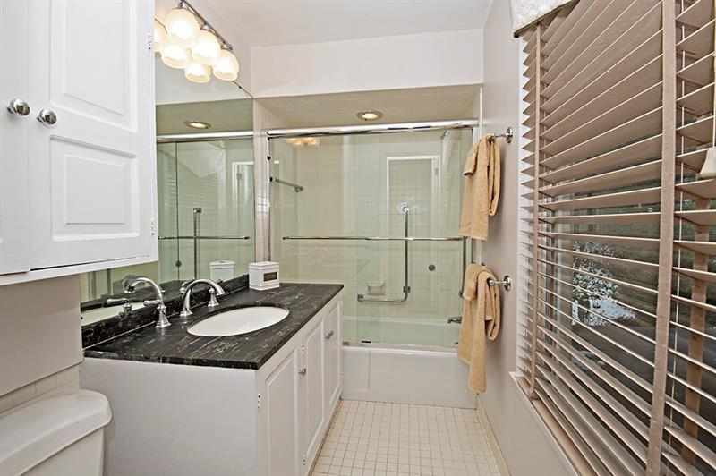 1581 Williamsburg Road Pittsburgh, PA 15243 - Photo 15 of 22 Gallery Image 15