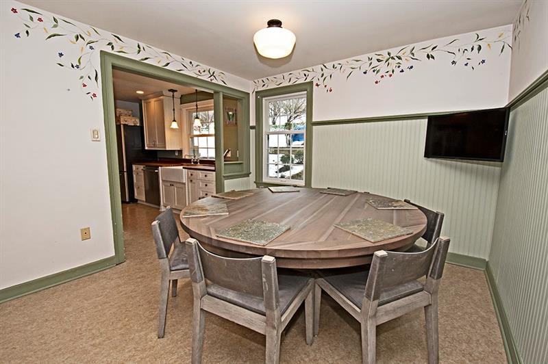 1581 Williamsburg Road Pittsburgh, PA 15243 - Photo 8 of 22 Gallery Image 8