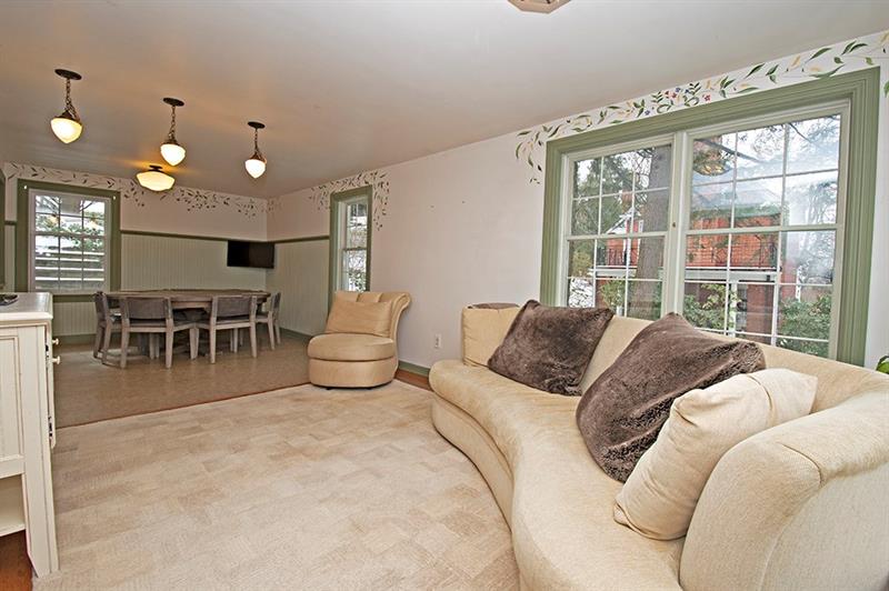 1581 Williamsburg Road Pittsburgh, PA 15243 - Photo 9 of 22 Gallery Image 9