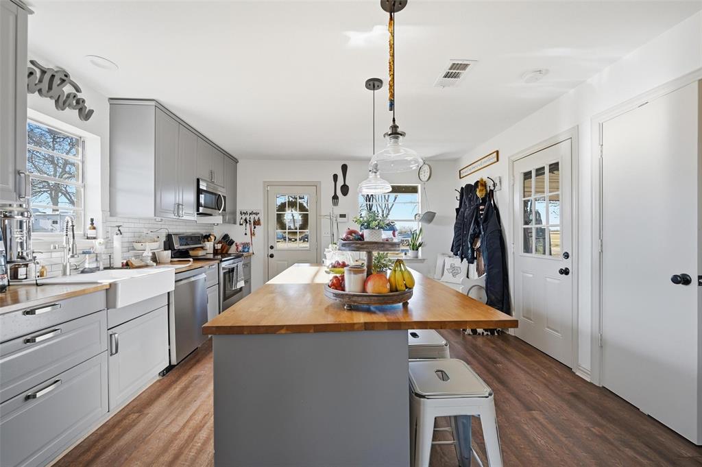 3781 Fm 151 Whitewright, TX 75491 - Photo 19 of 40