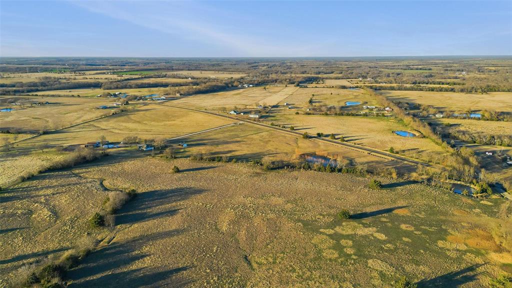 3781 Fm 151 Whitewright, TX 75491 - Photo 35 of 40