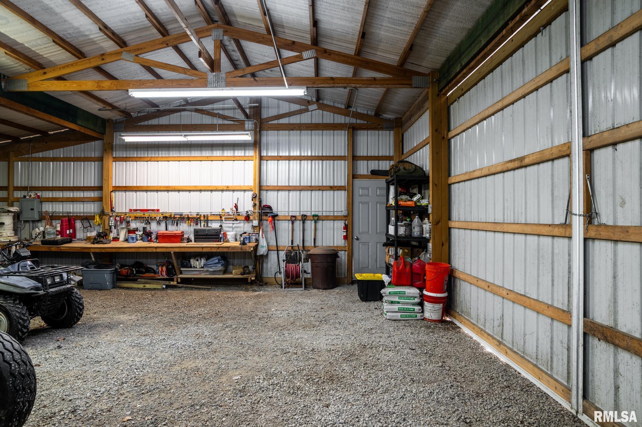 1645 Indian Point Road Vienna, IL 62995 - Photo 26 of 40