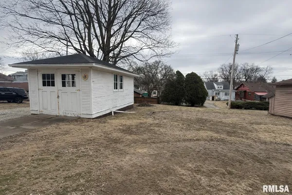 $149,900 | 2072 Broadway Street, Quincy, IL 62301