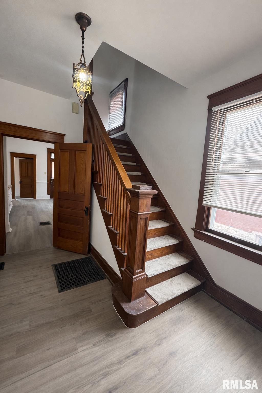 2072 Broadway Street Quincy, IL 62301 - Photo 7 of 13