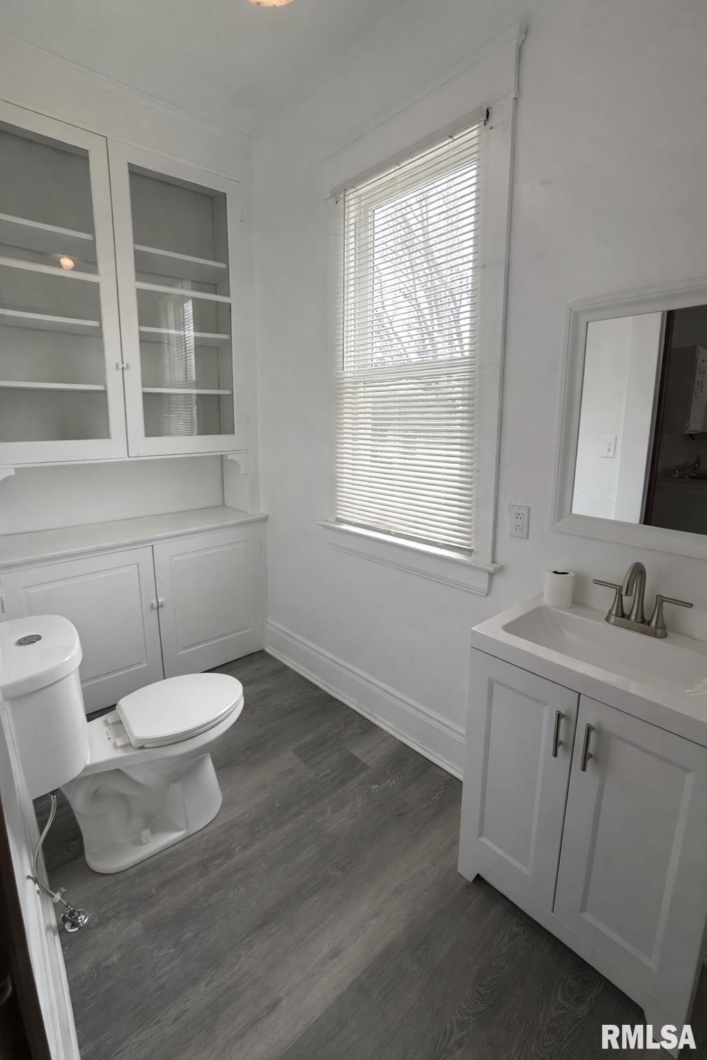 2072 Broadway Street Quincy, IL 62301 - Photo 10 of 13