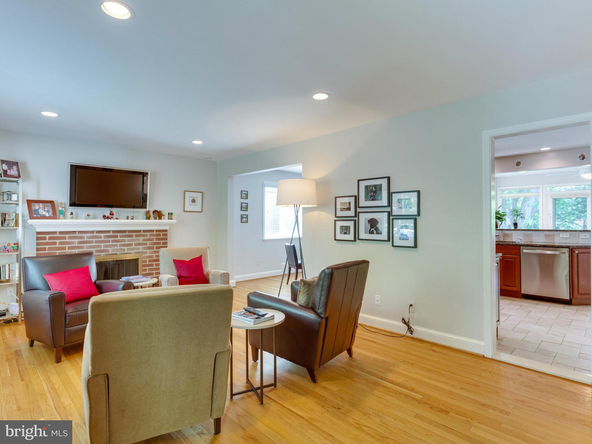 3200 North Rochester Street Arlington, VA 22213 - Photo 3 of 30 Gas FP