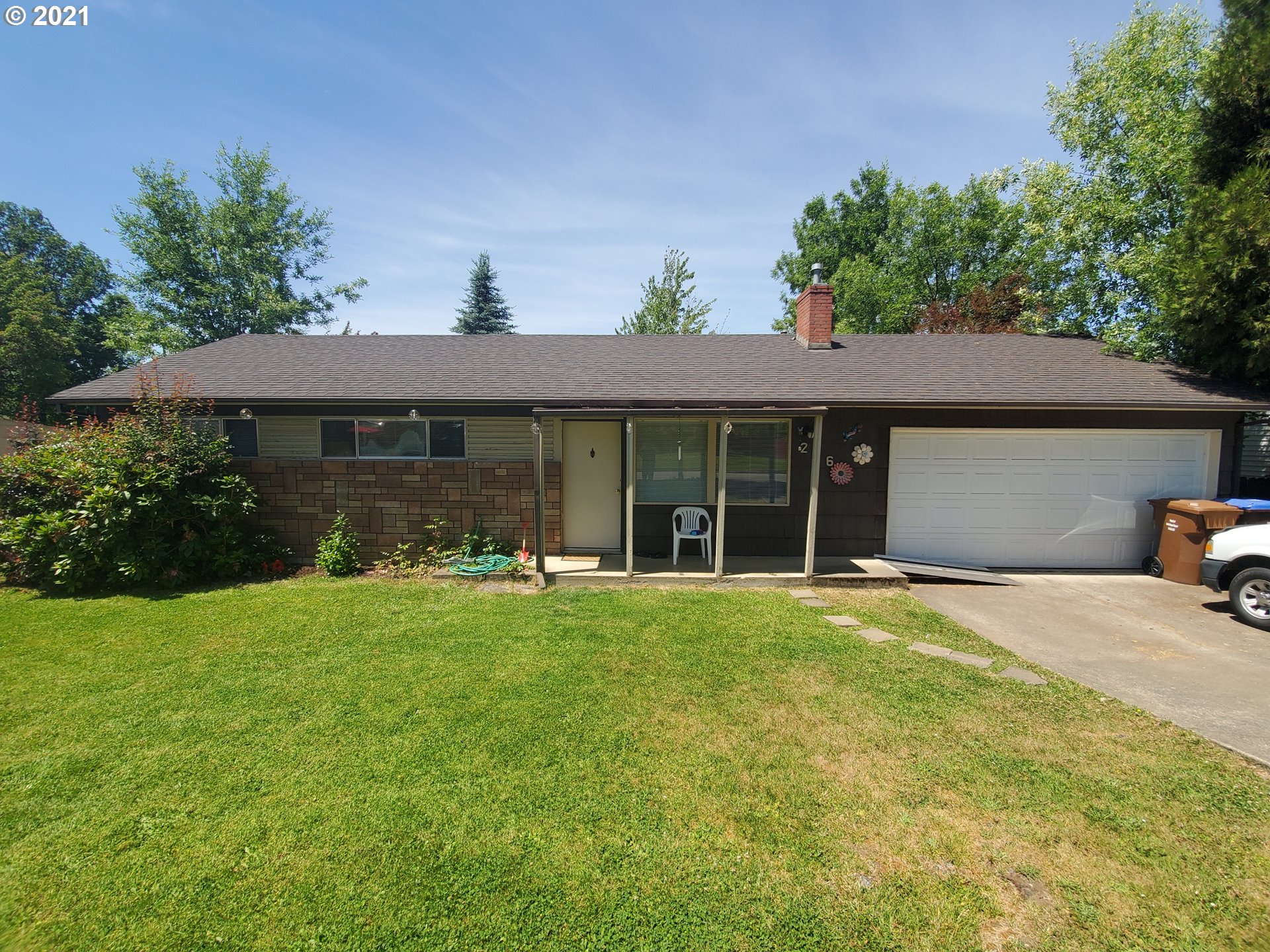 246 Oak Street Riddle, OR 97469 - Photo 1 of 27