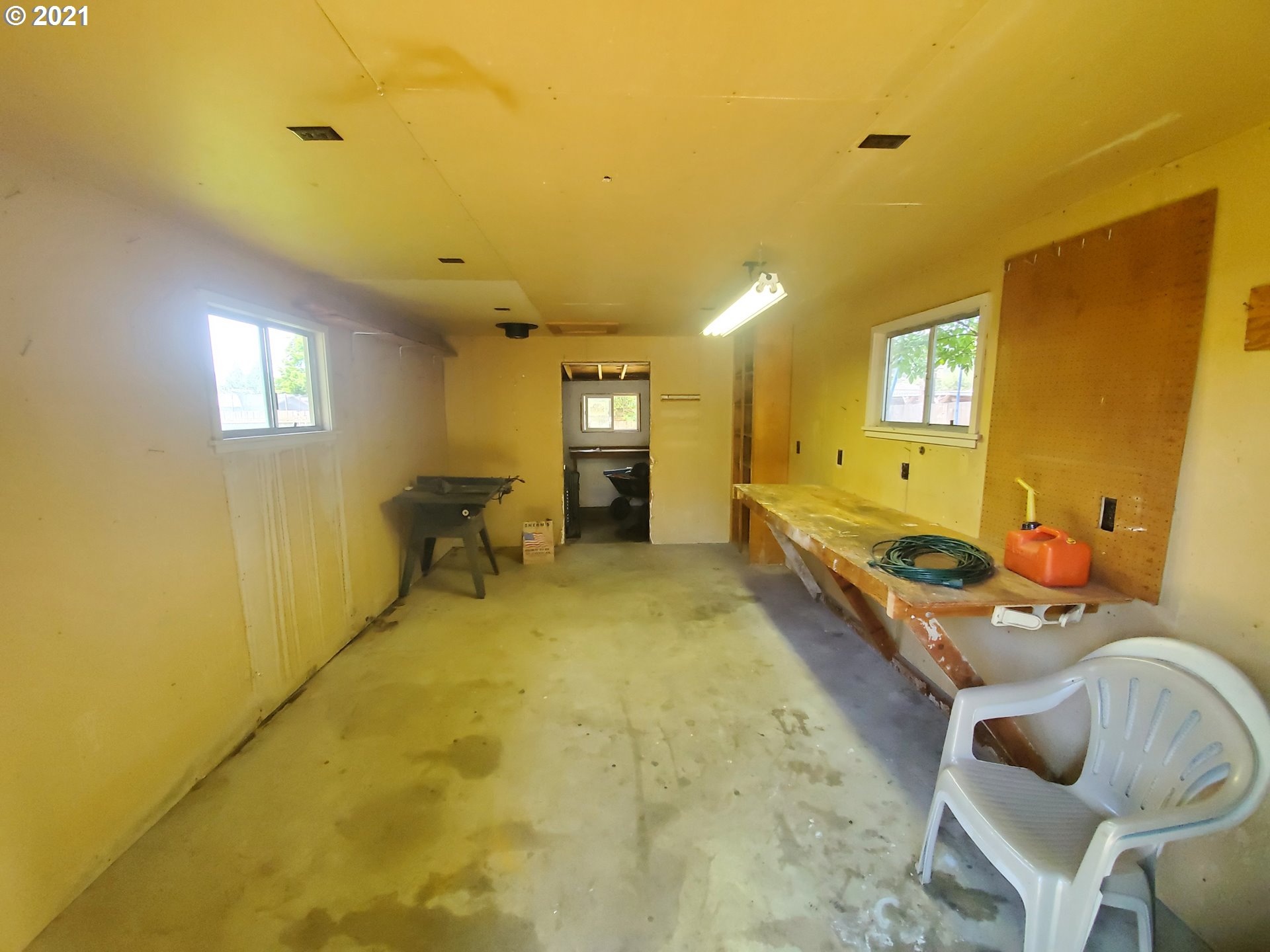 246 Oak Street Riddle, OR 97469 - Photo 12 of 27