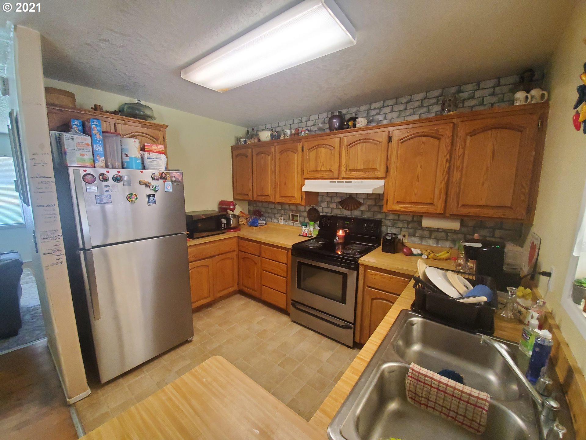 246 Oak Street Riddle, OR 97469 - Photo 19 of 27