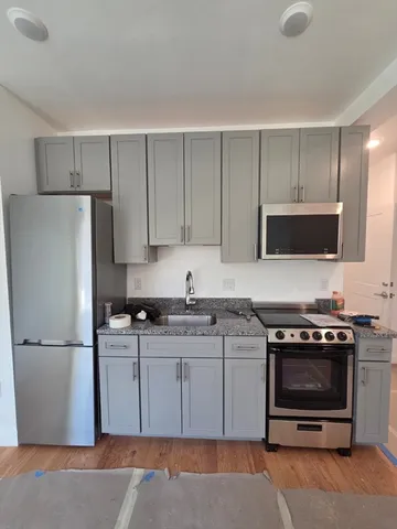 $1,650 | 165 Hawthorne Street, Unit 201, Chelsea, MA 02150