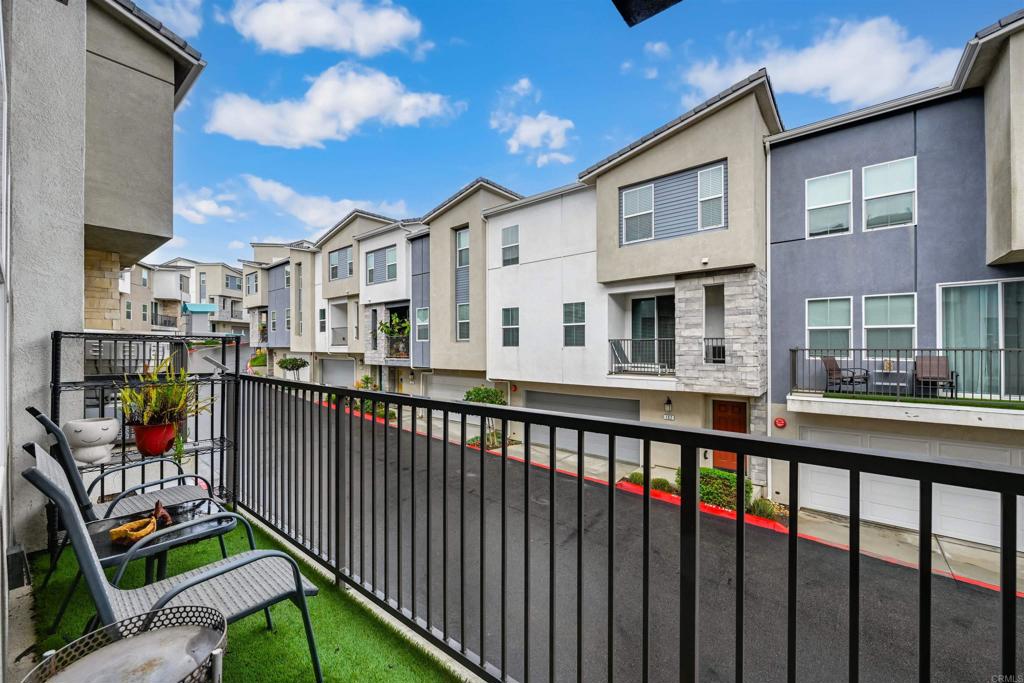 354 Fitzpatrick Road, Unit 104 San Marcos, CA 92069 - Photo 18 of 20